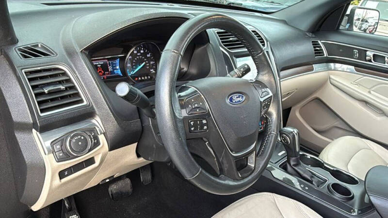 2019 Ford Explorer Limited