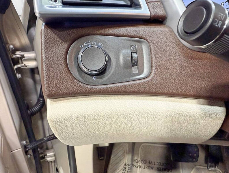 2010 Cadillac SRX Luxury Collection