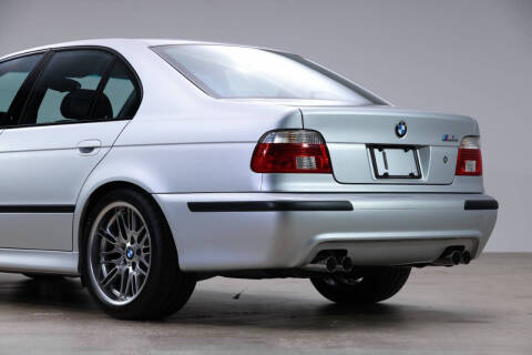 2002 BMW M5