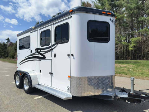 2014 Hawk 104