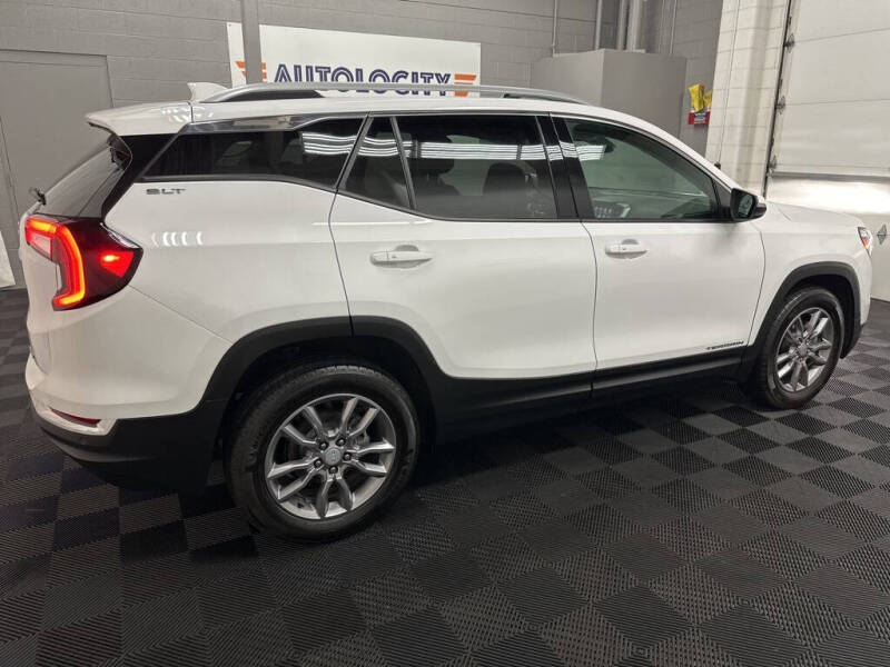 2022 GMC Terrain SLT