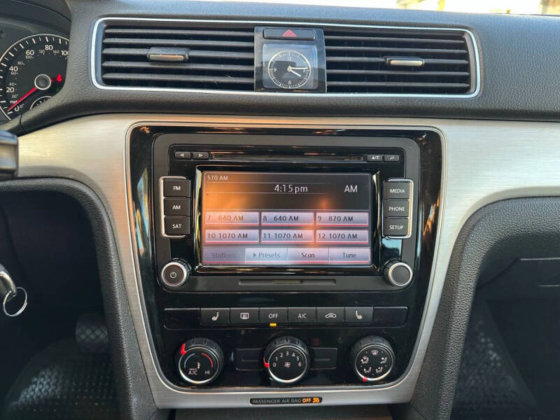 2013 Volkswagen Passat