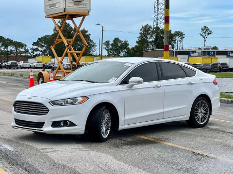2013 Ford Fusion SE