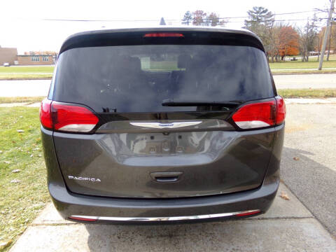 2018 Chrysler Pacifica Touring L