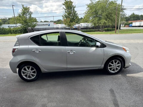 2013 Toyota Prius c One