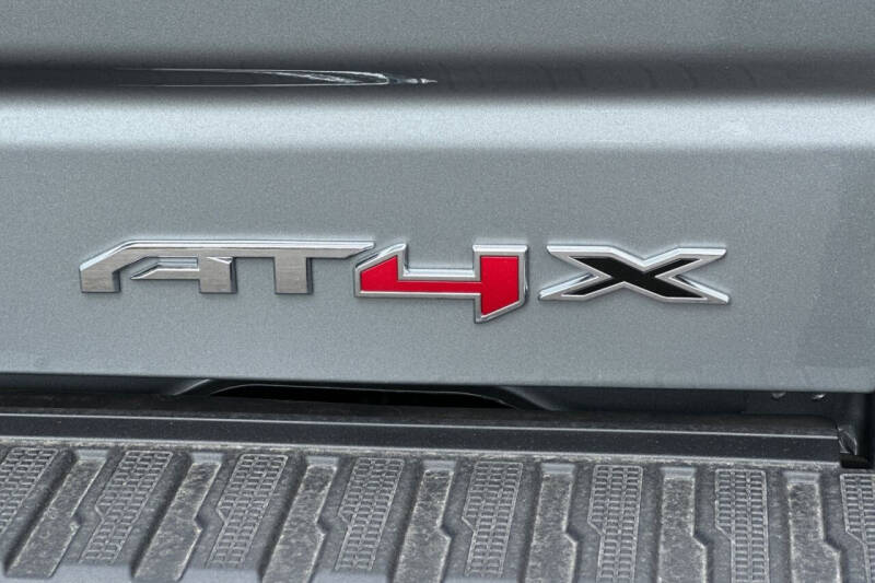 2024 GMC Sierra 1500 AT4X