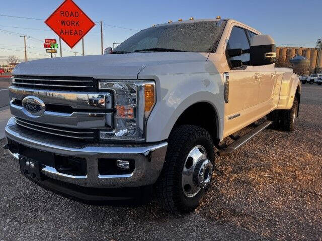 2017 Ford F-350 Super Duty for sale at Bulldog Motor Company in Borger TX