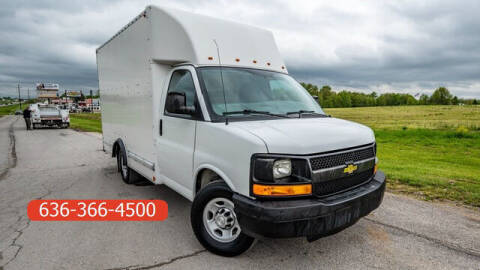 2014 Chevrolet Express Cutaway for sale at Fruendly Auto Source in Moscow Mills MO