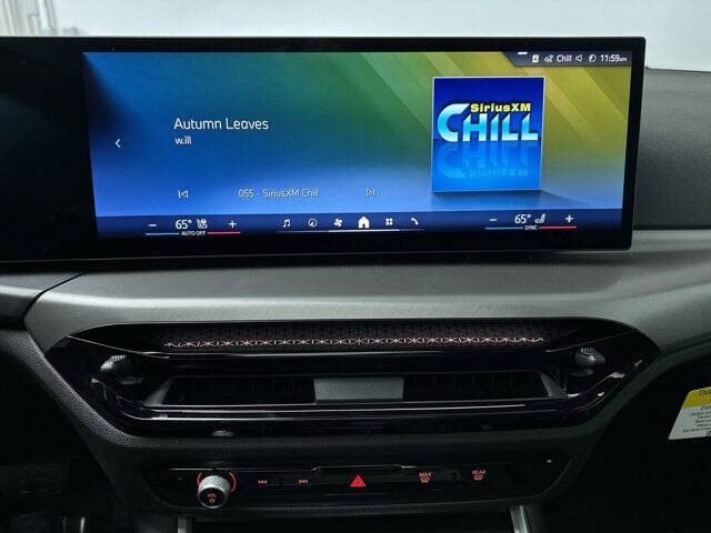 2025 BMW 3 Series 330i xDrive