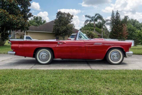 1957 Ford Thunderbird