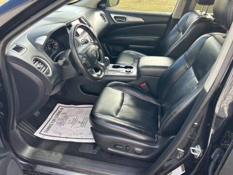 2020 Nissan Pathfinder SL