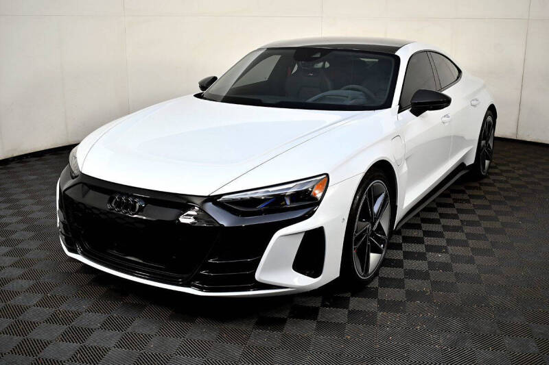 2022 Audi RS e-tron GT quattro