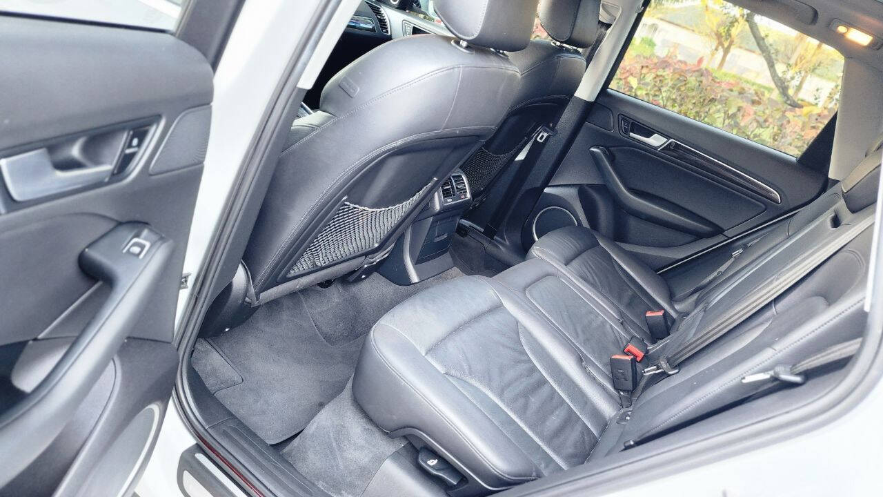 2014 Audi Q5  - $15,900