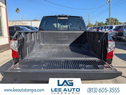 2023 Nissan Titan SV