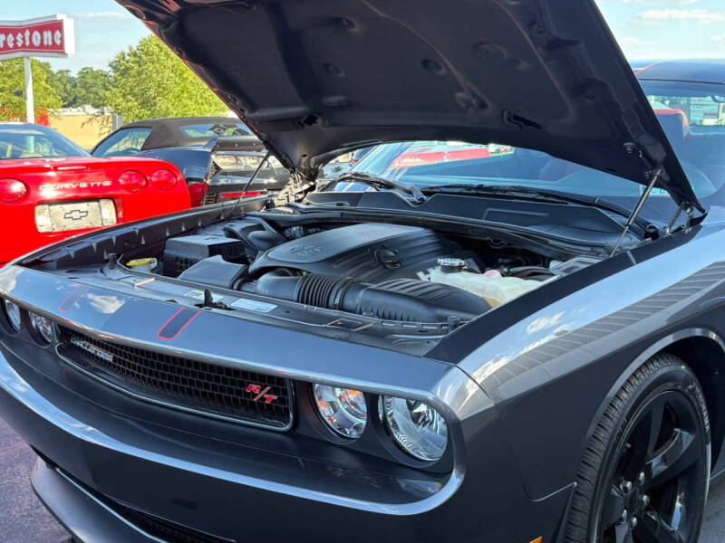 2013 Dodge Challenger R/T Plus