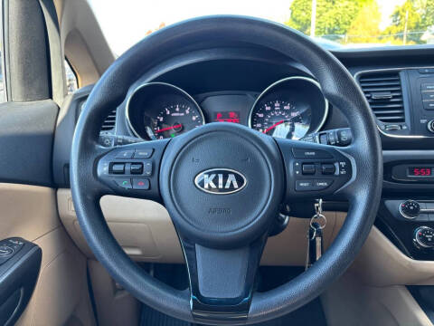 2016 Kia Sedona LX