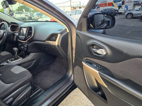 2018 Jeep Cherokee Tech Connect