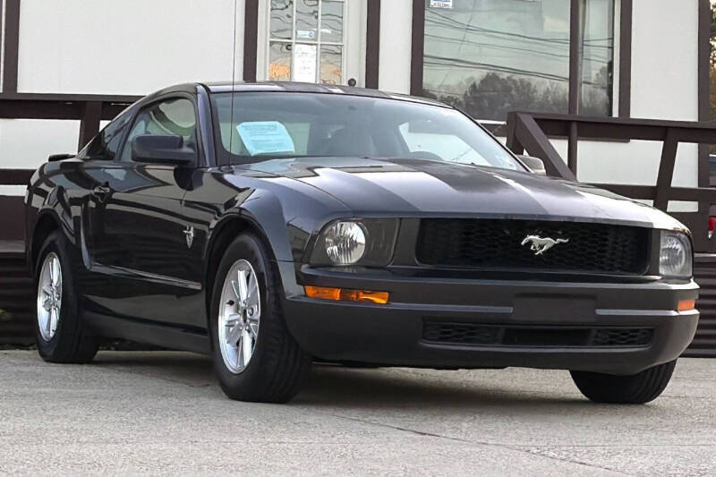 2009 Ford Mustang Deluxe