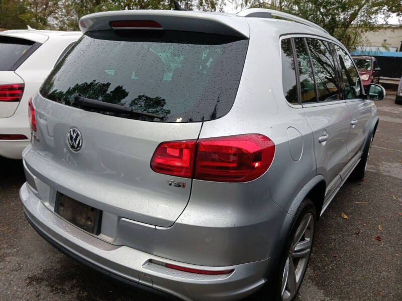 2016 Volkswagen Tiguan 2.0T R-Line