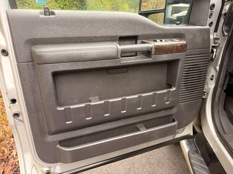 2015 Ford F-350 Super Duty Platinum