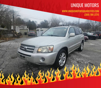 2006 Toyota Highlander Hybrid for sale at Unique Motors in Rock Island IL