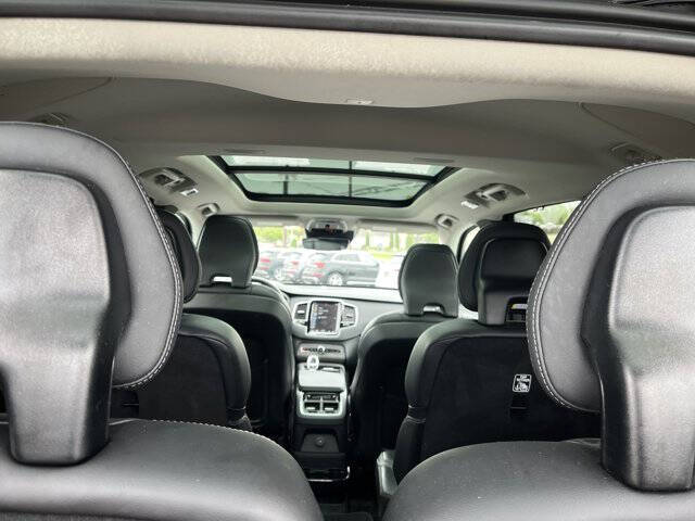 2022 Volvo XC90 Recharge T8 Inscription 6P