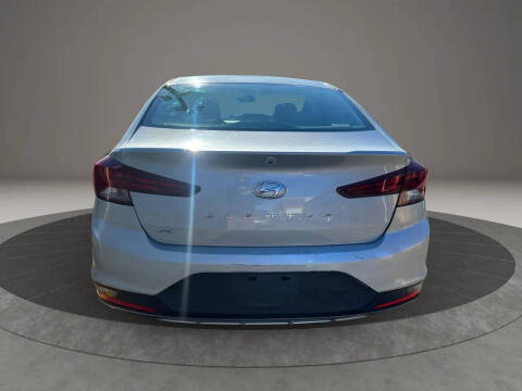2020 Hyundai Elantra
