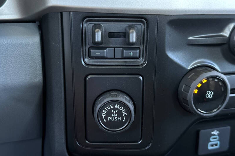 2025 Ford F-350 Super Duty XL