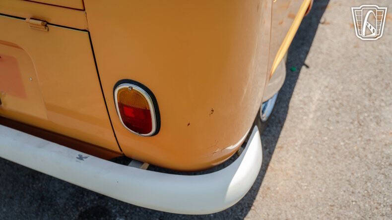 1975 Volkswagen Bus
