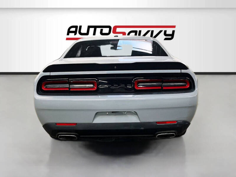 2021 Dodge Challenger SXT