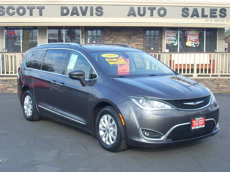 2018 Chrysler Pacifica Touring L Plus