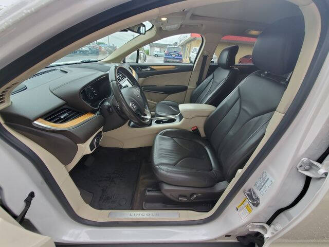 2016 Lincoln MKC Select