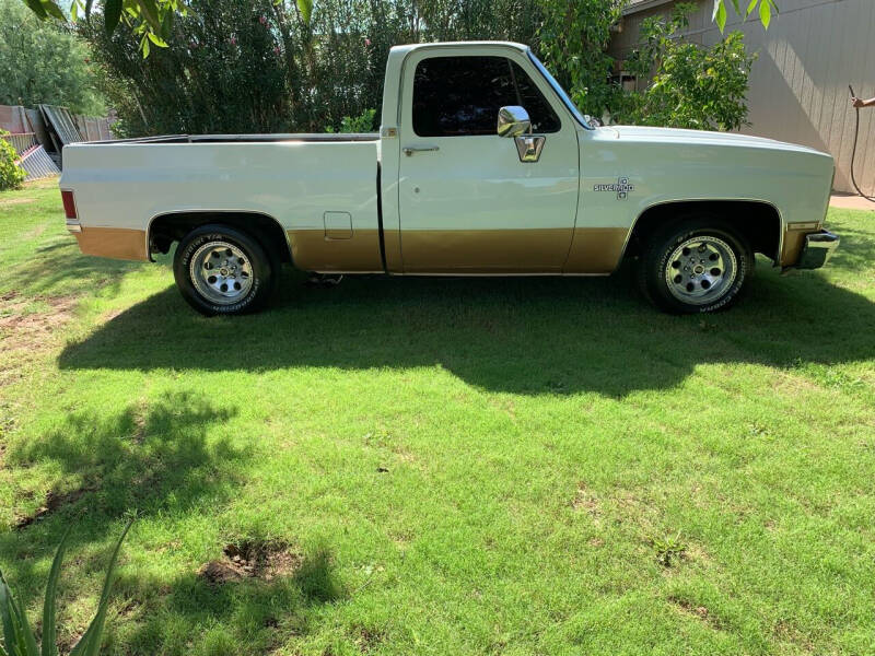 1982 Chevrolet C10 null photo 12