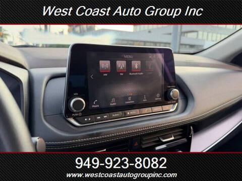 2022 Nissan Rogue SV