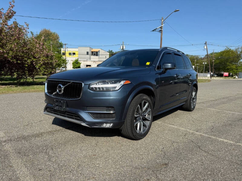 2019 Volvo XC90 T6 Momentum