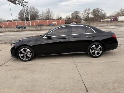 2017 Mercedes-Benz E-Class E 300 4MATIC