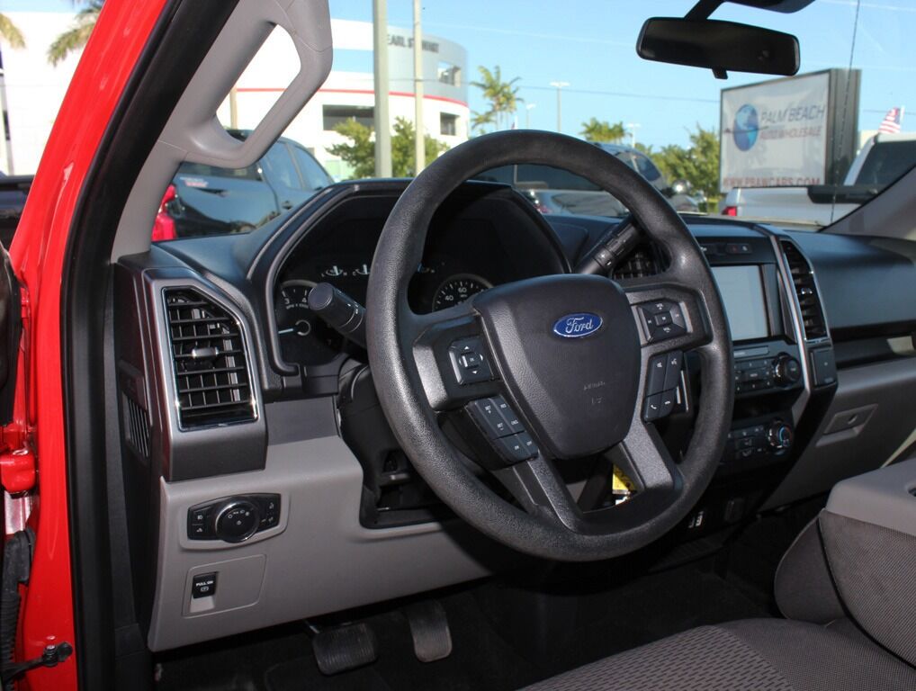 2020 Ford F-150  - $38,995
