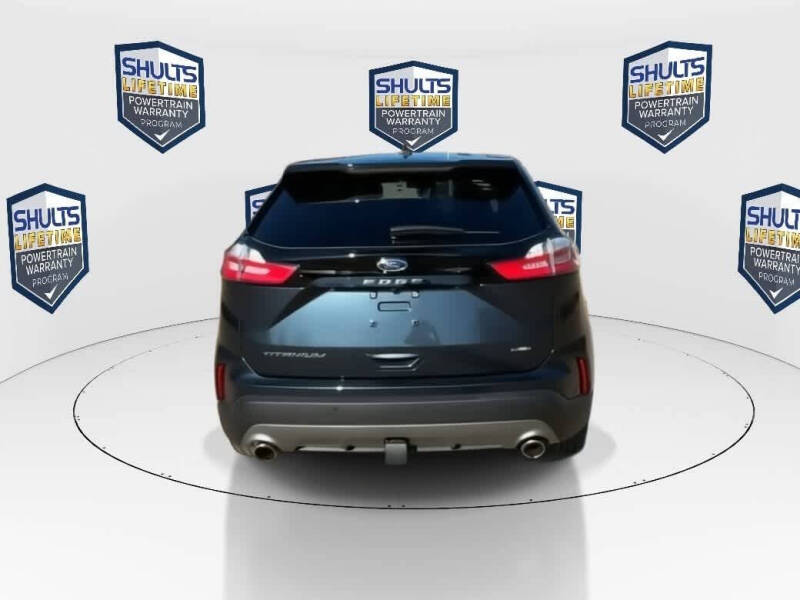 2023 Ford Edge Titanium