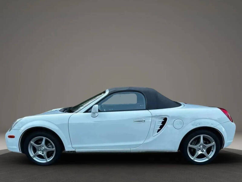 2005 Toyota MR2 Spyder