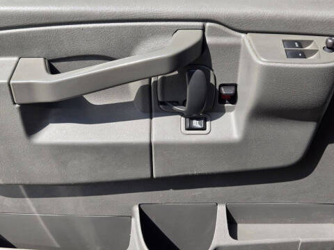 2021 Chevrolet Express 2500