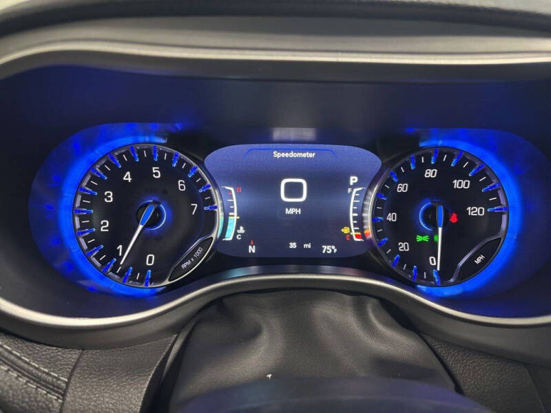 2027 Chrysler Pacifica Limited