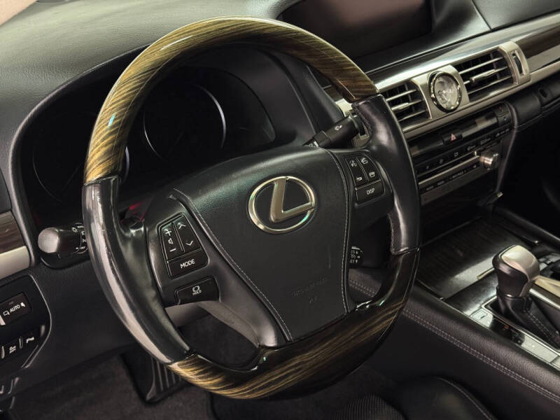 2013 Lexus LS 460