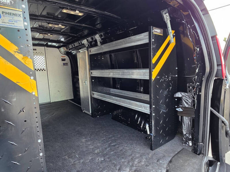 2023 GMC Savana 3500