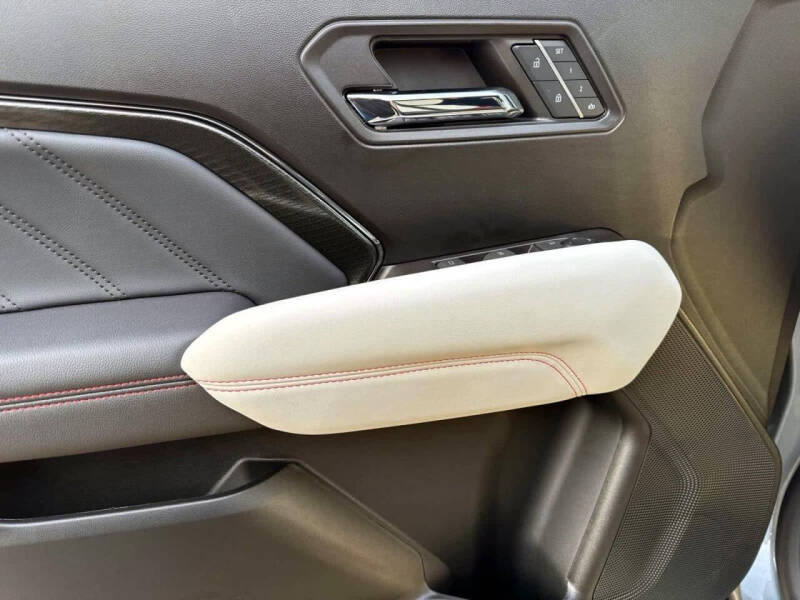 2024 GMC Canyon AT4X