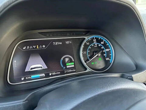 2020 Nissan LEAF SV