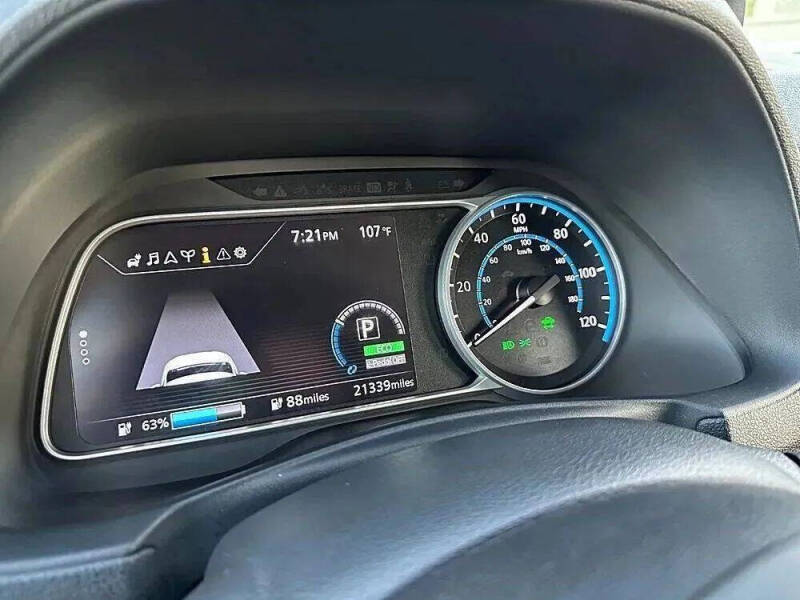 2020 Nissan LEAF SV