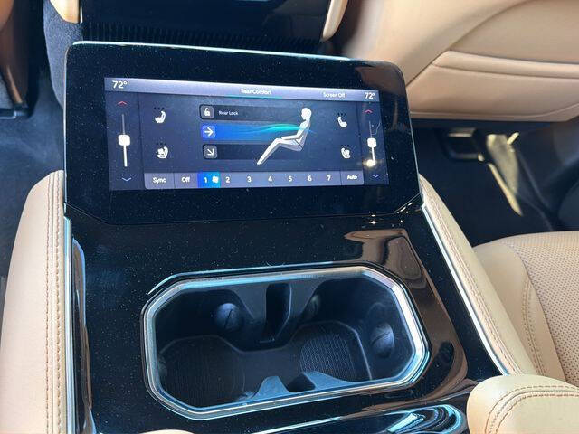 2024 Jeep Grand Wagoneer Series III