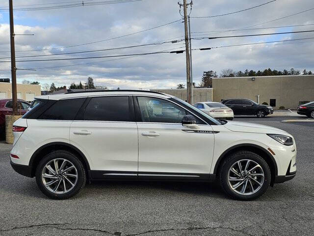 2026 Lincoln Corsair Premiere