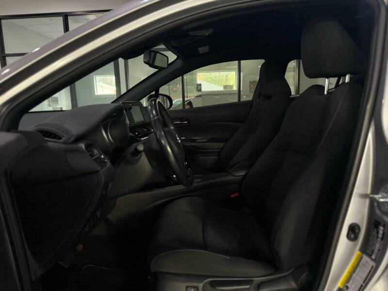 2018 Toyota C-HR XLE Premium