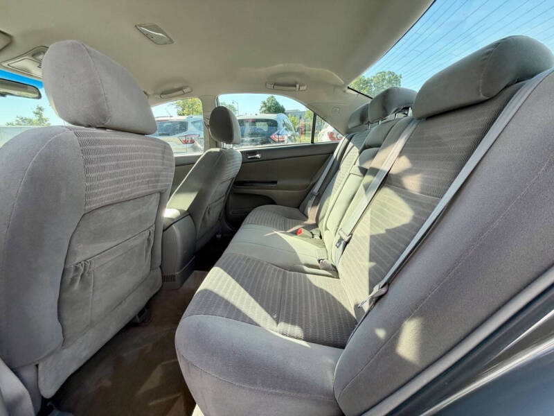 2006 Toyota Camry LE